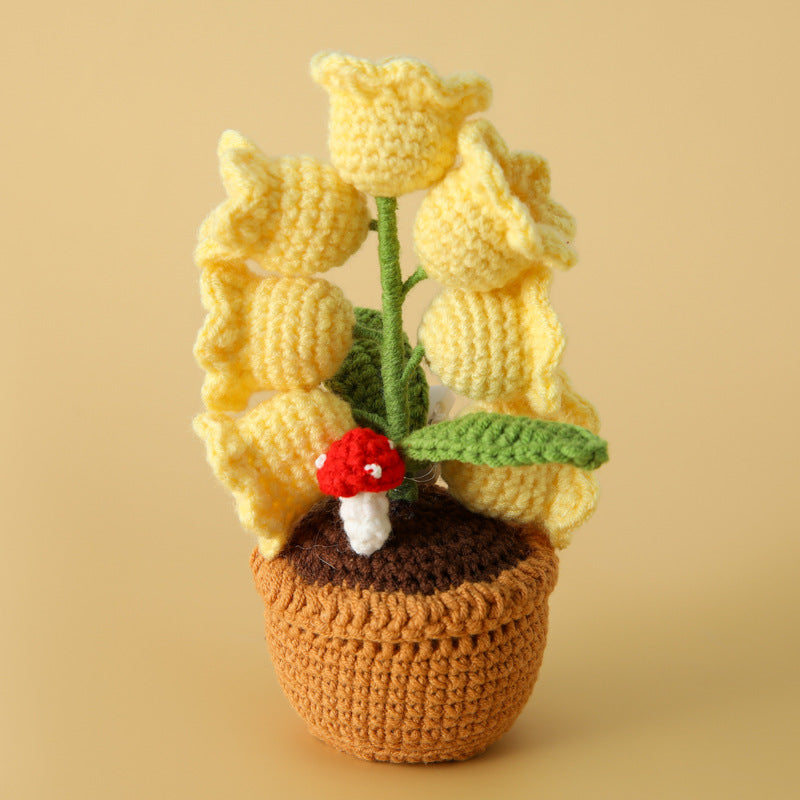 Crochet Lily Flower Pot